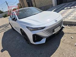 چانگان UNI-V